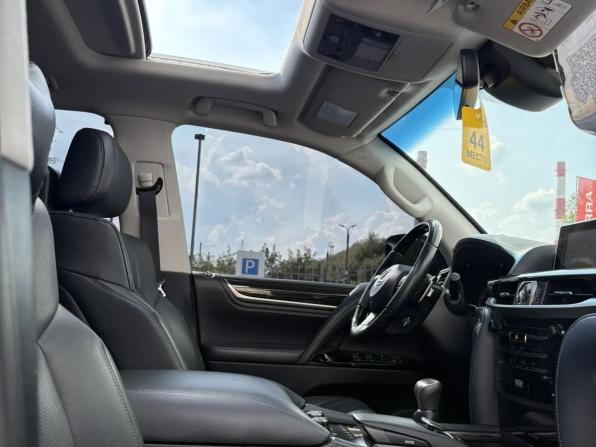 Lexus LX III Рестайлинг 2 с пробегом 2019 года, цена 10 500 000 рублей, 73202 км, внедорожник, Автокод Объявления