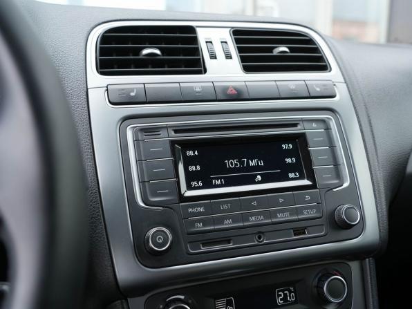 Volkswagen Polo V Рестайлинг с пробегом 2016 года, цена 1 170 000 рублей, 97253 км, седан, Автокод Объявления