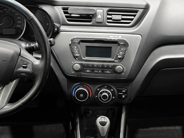 Kia Rio III с пробегом 2014 года, цена 1 200 000 рублей, 71500 км, хэтчбек, Автокод Объявления