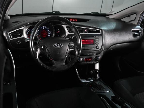 Kia Ceed II Рестайлинг с пробегом 2016 года, цена 1 199 000 рублей, 181421 км, хэтчбек, Автокод Объявления