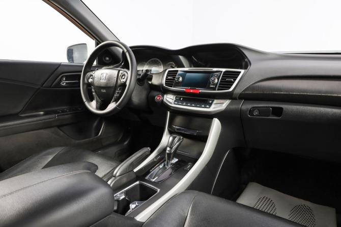 Honda Accord IX с пробегом 2013 года, цена 1 799 000 рублей, 220000 км, седан, Автокод Объявления