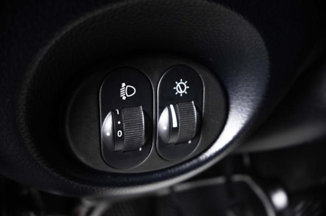 Chevrolet Niva I Рестайлинг с пробегом 2015 года, цена 639 000 рублей, 110000 км, внедорожник, Автокод Объявления