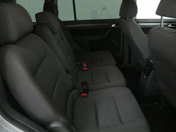 Volkswagen Touran I Рестайлинг с пробегом 2007 года, цена 559 000 рублей, 265000 км, компактвэн, Автокод Объявления