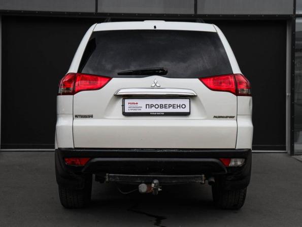 Mitsubishi Pajero Sport II Рестайлинг с пробегом 2015 года, цена 2 080 000 рублей, 113183 км, внедорожник, Автокод Объявления