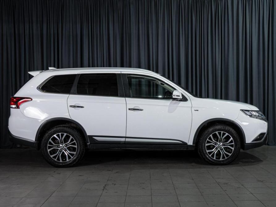 Mitsubishi Outlander III Рестайлинг 3 Волгоград  - изображение 5
