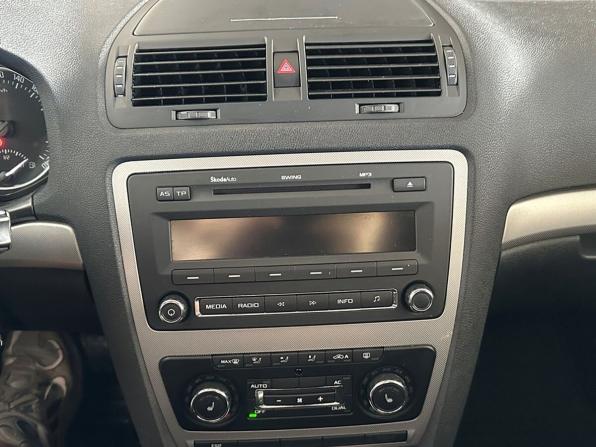 Skoda Octavia II (A5) Рестайлинг с пробегом 2009 года, цена 655 000 рублей, 142000 км, лифтбек, Автокод Объявления