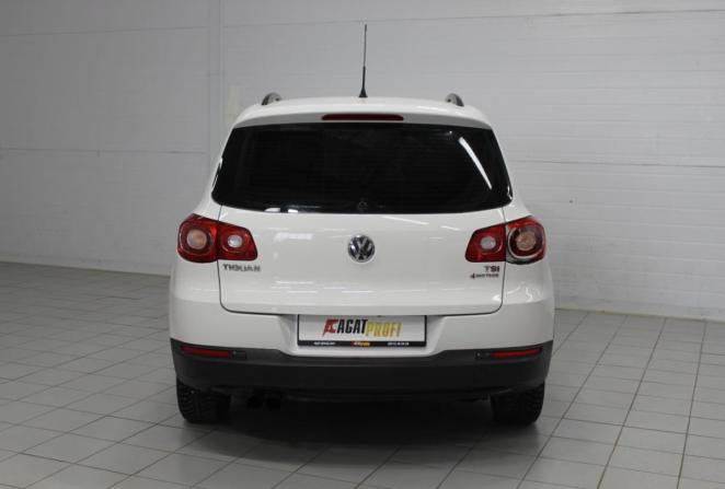 Volkswagen Tiguan I с пробегом 2010 года, цена 860 000 рублей, 241944 км, внедорожник, Автокод Объявления