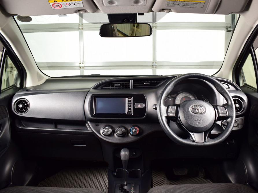 Toyota Vitz III (XP130) Рестайлинг 2 Кемерово  - изображение 9