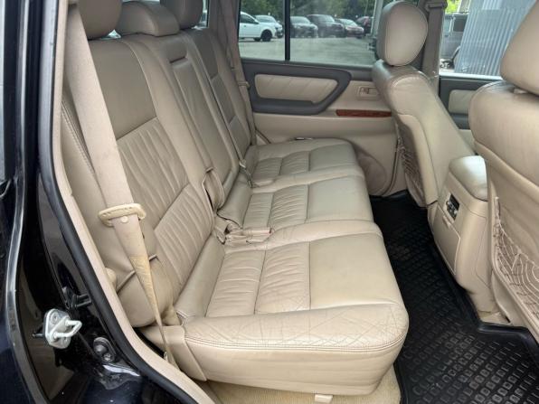 Toyota Land Cruiser 100 Series Рестайлинг 2 с пробегом 2006 года, цена 1 910 000 рублей, 271700 км, внедорожник, Автокод Объявления