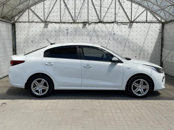 Kia Rio IV с пробегом 2017 года, цена 1 260 000 рублей, 123723 км, седан, Автокод Объявления