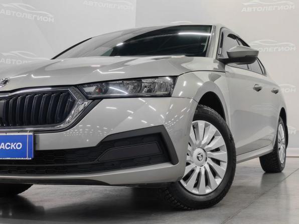 Skoda Octavia IV (A8) с пробегом 2021 года, цена 2 550 000 рублей, 67072 км, лифтбек, Автокод Объявления