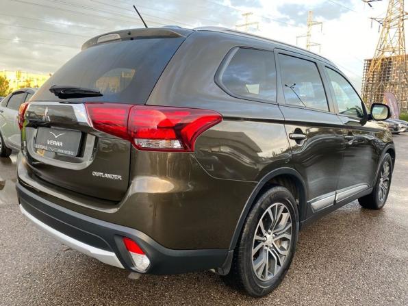 Mitsubishi Outlander III Рестайлинг 2 с пробегом 2015 года, цена 1 850 000 рублей, 96727 км, внедорожник, Автокод Объявления
