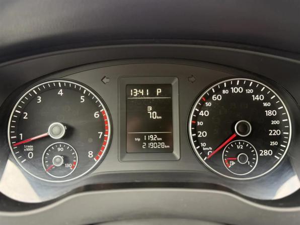 Volkswagen Jetta VI с пробегом 2013 года, цена 860 000 рублей, 219025 км, седан, Автокод Объявления