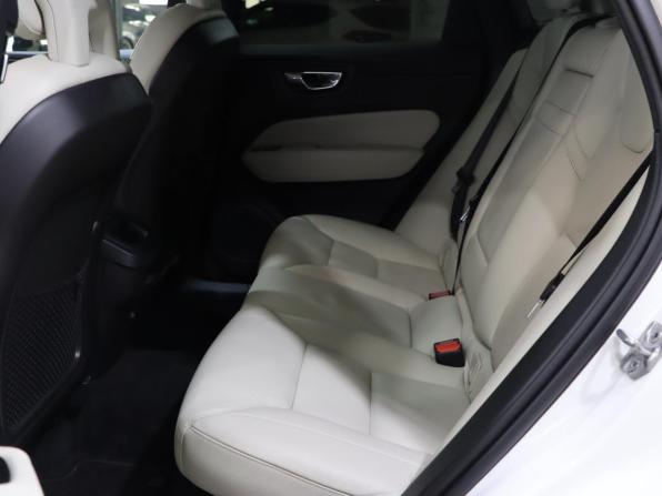 Volvo XC60 II с пробегом 2018 года, цена 3 390 000 рублей, 90807 км, внедорожник, Автокод Объявления