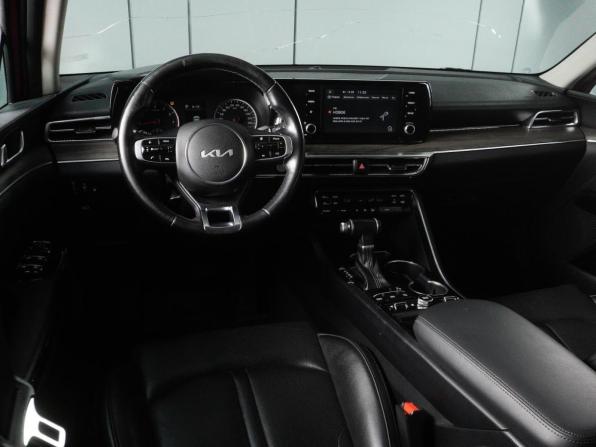 Kia K5 III с пробегом 2022 года, цена 2 260 000 рублей, 120479 км, седан, Автокод Объявления
