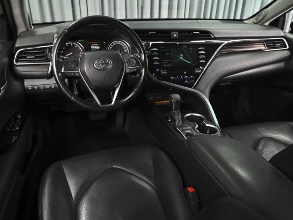 Toyota Camry VIII (XV70) с пробегом 2019 года, цена 2 327 111 рублей, 252377 км, седан, Автокод Объявления