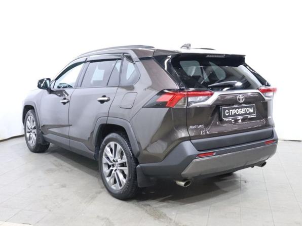 Toyota RAV4 V (XA50) с пробегом 2021 года, цена 3 749 000 рублей, 93255 км, внедорожник, Автокод Объявления