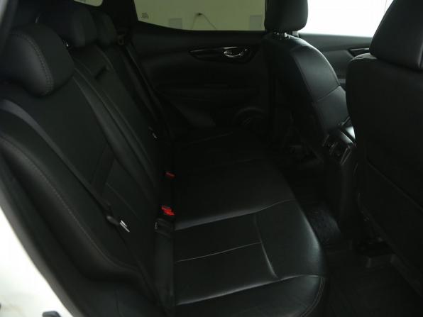 Nissan Qashqai II с пробегом 2014 года, цена 1 395 000 рублей, 130000 км, внедорожник, Автокод Объявления