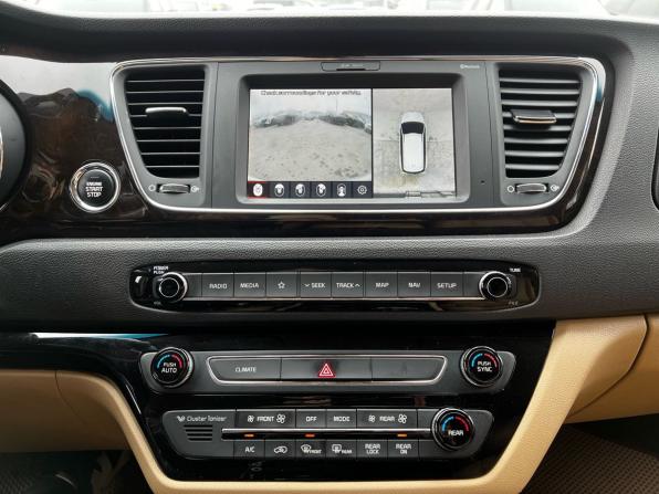 Kia Carnival III с пробегом 2018 года, цена 2 329 500 рублей, 151161 км, минивэн, Автокод Объявления