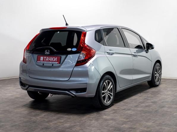 Honda Fit III Рестайлинг с пробегом 2018 года, цена 1 120 000 рублей, 175625 км, хэтчбек, Автокод Объявления