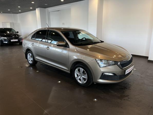 Skoda Rapid II с пробегом 2021 года, цена 1 260 000 рублей, 210969 км, лифтбек, Автокод Объявления