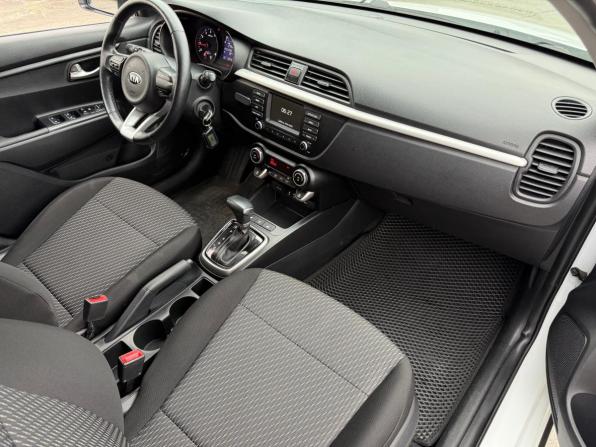Kia Rio IV с пробегом 2018 года, цена 1 595 000 рублей, 50773 км, хэтчбек, Автокод Объявления