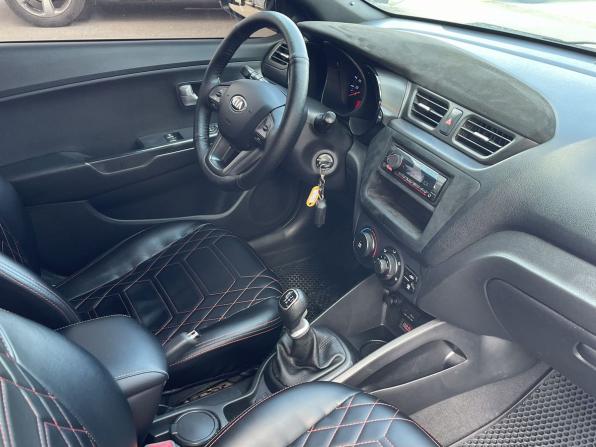 Kia Rio III с пробегом 2014 года, цена 835 000 рублей, 96600 км, седан, Автокод Объявления