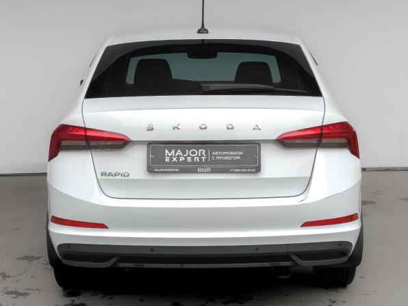 Skoda Rapid II с пробегом 2022 года, цена 2 100 000 рублей, 21714 км, лифтбек, Автокод Объявления