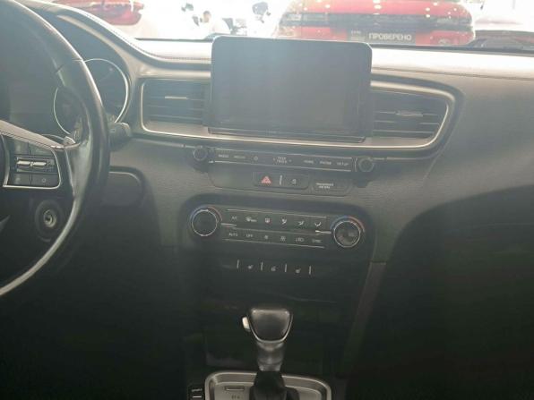 Kia Ceed III с пробегом 2019 года, цена 1 643 000 рублей, 137702 км, хэтчбек, Автокод Объявления