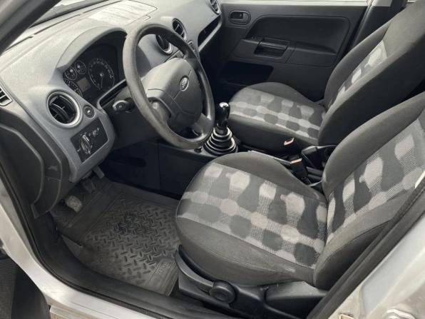 Ford Fusion I Рестайлинг с пробегом 2006 года, цена 244 000 рублей, 252470 км, хэтчбек, Автокод Объявления
