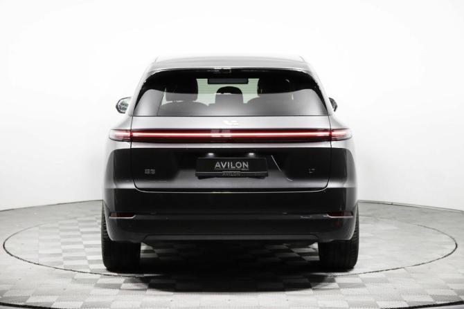 Новый Li Auto (Lixiang) L7 I Рестайлинг 2025 года, цена 10 850 615 рублей, внедорожник, Автокод Объявления