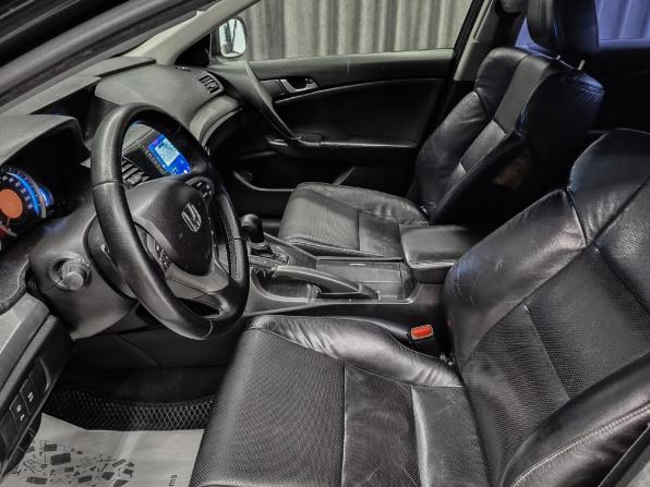 Honda Accord VIII с пробегом 2008 года, цена 890 000 рублей, 200000 км, седан, Автокод Объявления