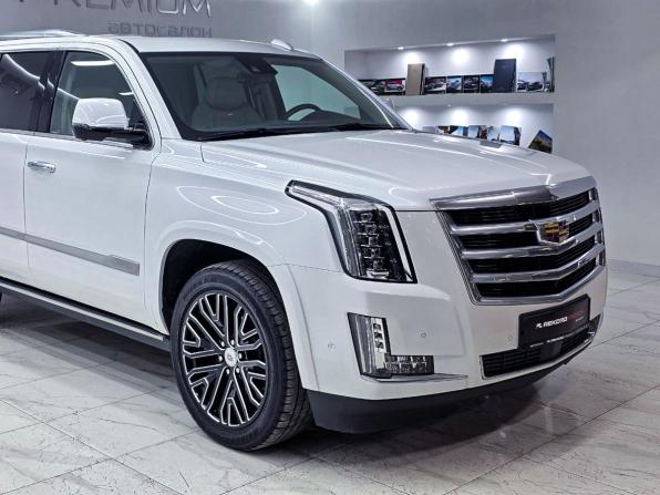 Cadillac Escalade IV с пробегом 2020 года, цена 6 600 000 рублей, 65696 км, внедорожник, Автокод Объявления