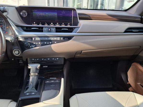 Lexus ES VII с пробегом 2020 года, цена 3 990 000 рублей, 97608 км, седан, Автокод Объявления