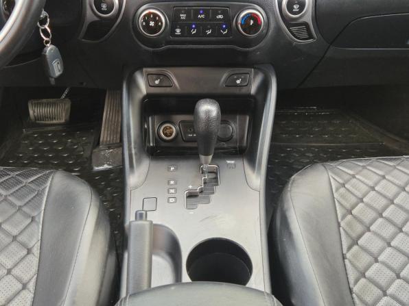 Hyundai ix35 I с пробегом 2011 года, цена 1 060 000 рублей, 180823 км, внедорожник, Автокод Объявления