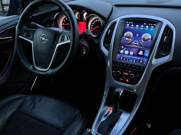 Opel Astra J Рестайлинг с пробегом 2013 года, цена 820 000 рублей, 192542 км, хэтчбек, Автокод Объявления