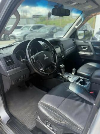 Mitsubishi Pajero IV Рестайлинг 1 с пробегом 2011 года, цена 1 645 000 рублей, 290000 км, внедорожник, Автокод Объявления