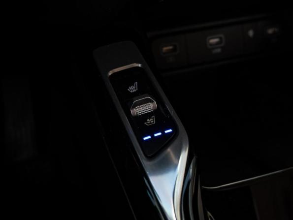Kia Sorento IV с пробегом 2020 года, цена 4 300 000 рублей, 72879 км, внедорожник, Автокод Объявления