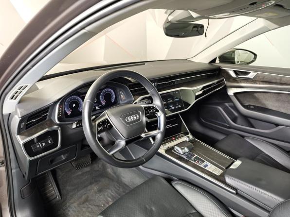 Audi A6 V (C8) с пробегом 2018 года, цена 4 690 000 рублей, 60109 км, седан, Автокод Объявления