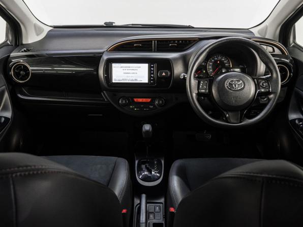 Toyota Vitz III (XP130) Рестайлинг 2 с пробегом 2019 года, цена 1 320 000 рублей, 65651 км, хэтчбек, Автокод Объявления