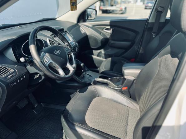 Hyundai ix35 I с пробегом 2012 года, цена 880 000 рублей, 270000 км, внедорожник, Автокод Объявления