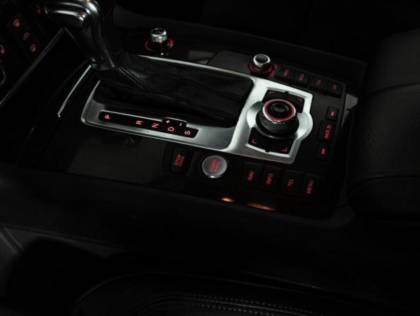 Audi Q7 I (4L) Рестайлинг с пробегом 2012 года, цена 1 899 585 рублей, 321504 км, внедорожник, Автокод Объявления
