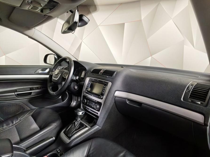 Skoda Octavia II (A5) Рестайлинг Москва  - изображение 12
