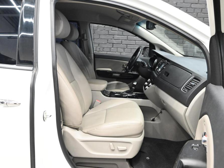 Kia Carnival III Екатеринбург  - изображение 12