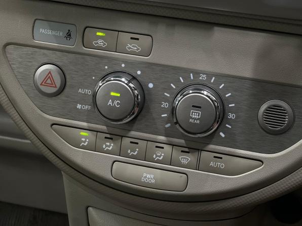 Toyota Porte I с пробегом 2011 года, цена 850 000 рублей, 64575 км, минивэн, Автокод Объявления