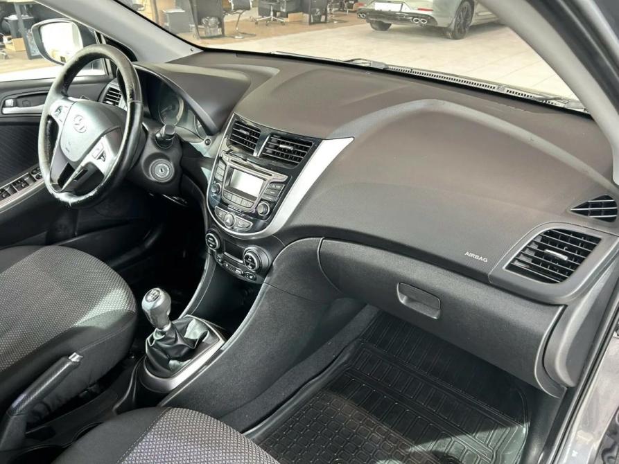 Hyundai Solaris I Рестайлинг Екатеринбург  - изображение 20