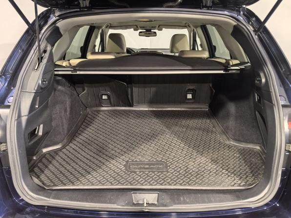 Subaru Outback V Рестайлинг с пробегом 2019 года, цена 2 790 000 рублей, 110096 км, универсал, Автокод Объявления