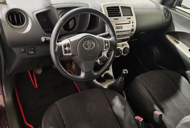 Toyota Urban Cruiser I с пробегом 2009 года, цена 799 000 рублей, 275754 км, хэтчбек, Автокод Объявления