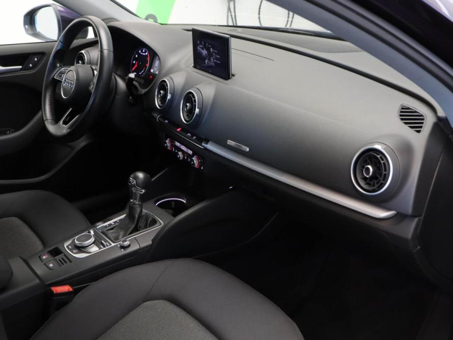 Audi A3 III (8V) Рестайлинг Москва  - изображение 17