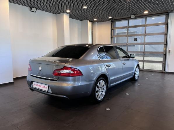 Skoda Superb II с пробегом 2011 года, цена 835 000 рублей, 340017 км, лифтбек, Автокод Объявления
